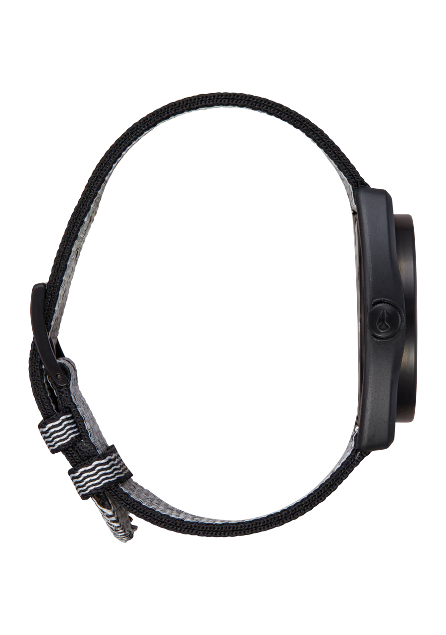 Nixon Light-Wave All Black A1322-001-00