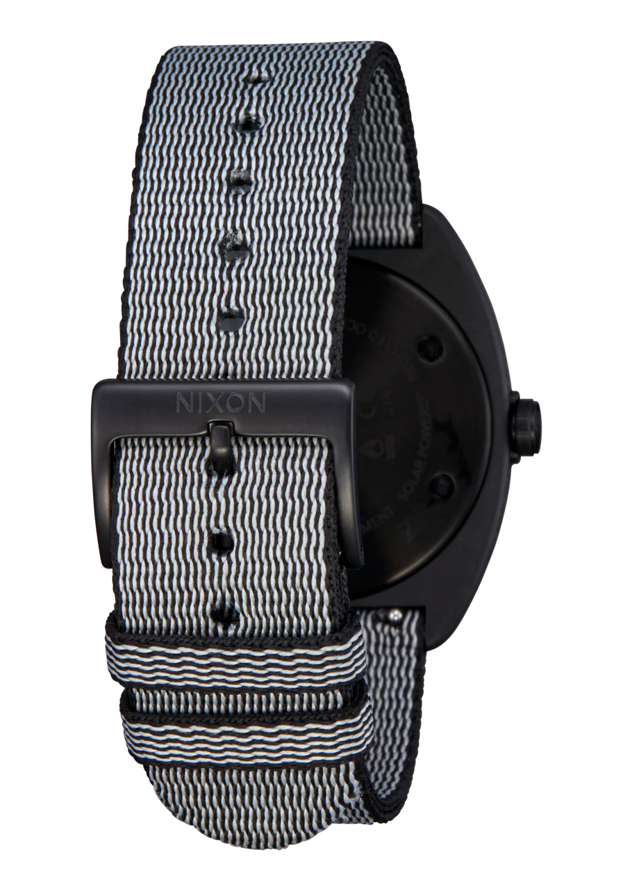 Nixon Light-Wave All Black A1322-001-00