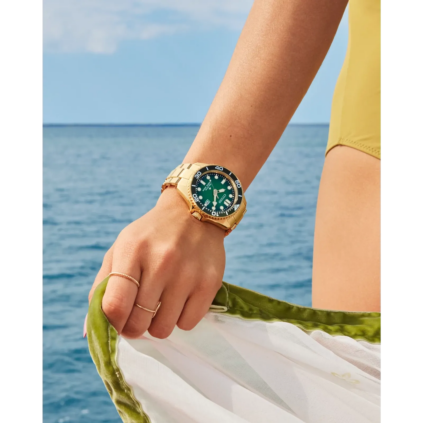 Citizen Promaster Dive Green Dial Gold-tone Stainless Steel Bracelet BN0262-59W