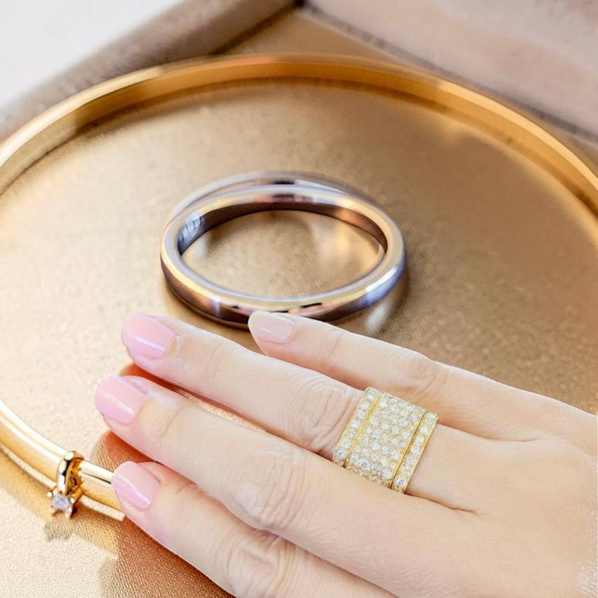 Estate Jewelry 18K Yellow Gold Gabriel Ofiesh Diamond Pavè Square Ring 2.60 Carats