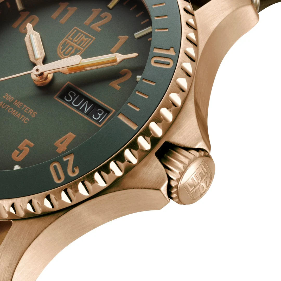 Luminox Automatic Sport Timer Bronze Dive Watch 42 mm Green Dial Limited Edition XS.0936.SET