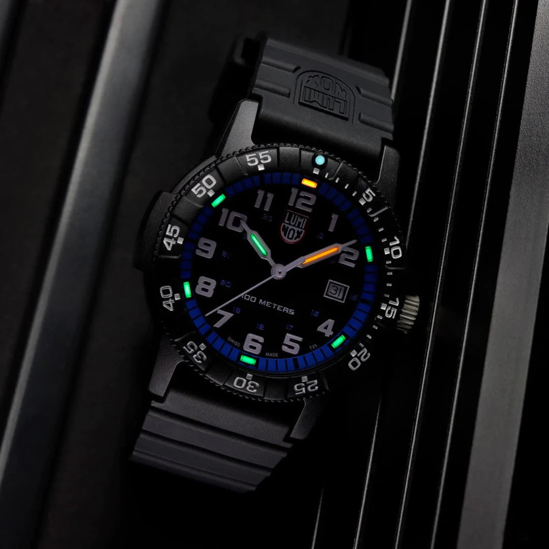 LUMINOX Leatherback Sea Turtle Giant Outdoor Watch Blue XS.0324