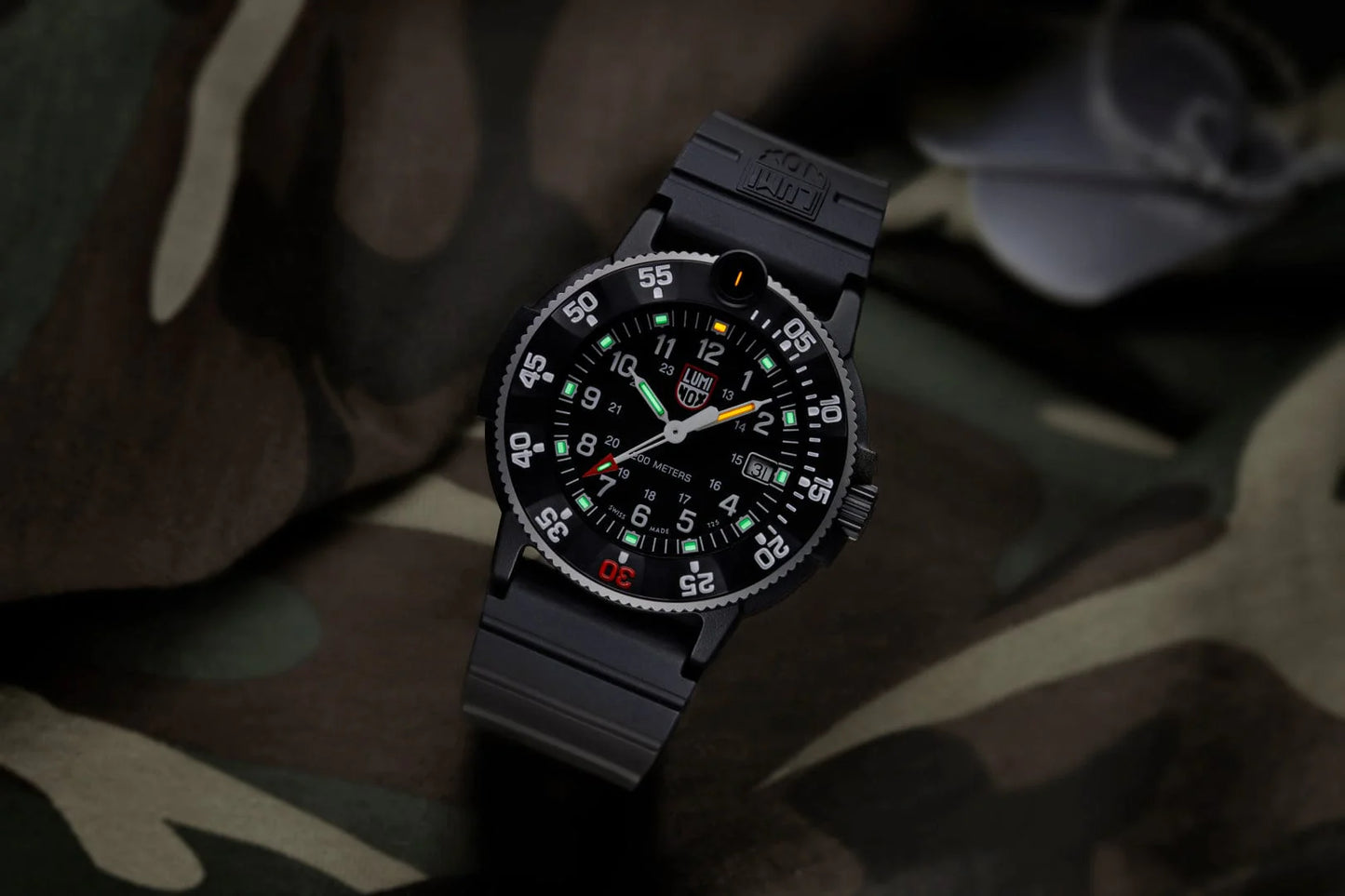 Luminox SEAL Original 3001 Heritage Dive Watch 43mm Black/White XS.3001.H.SET