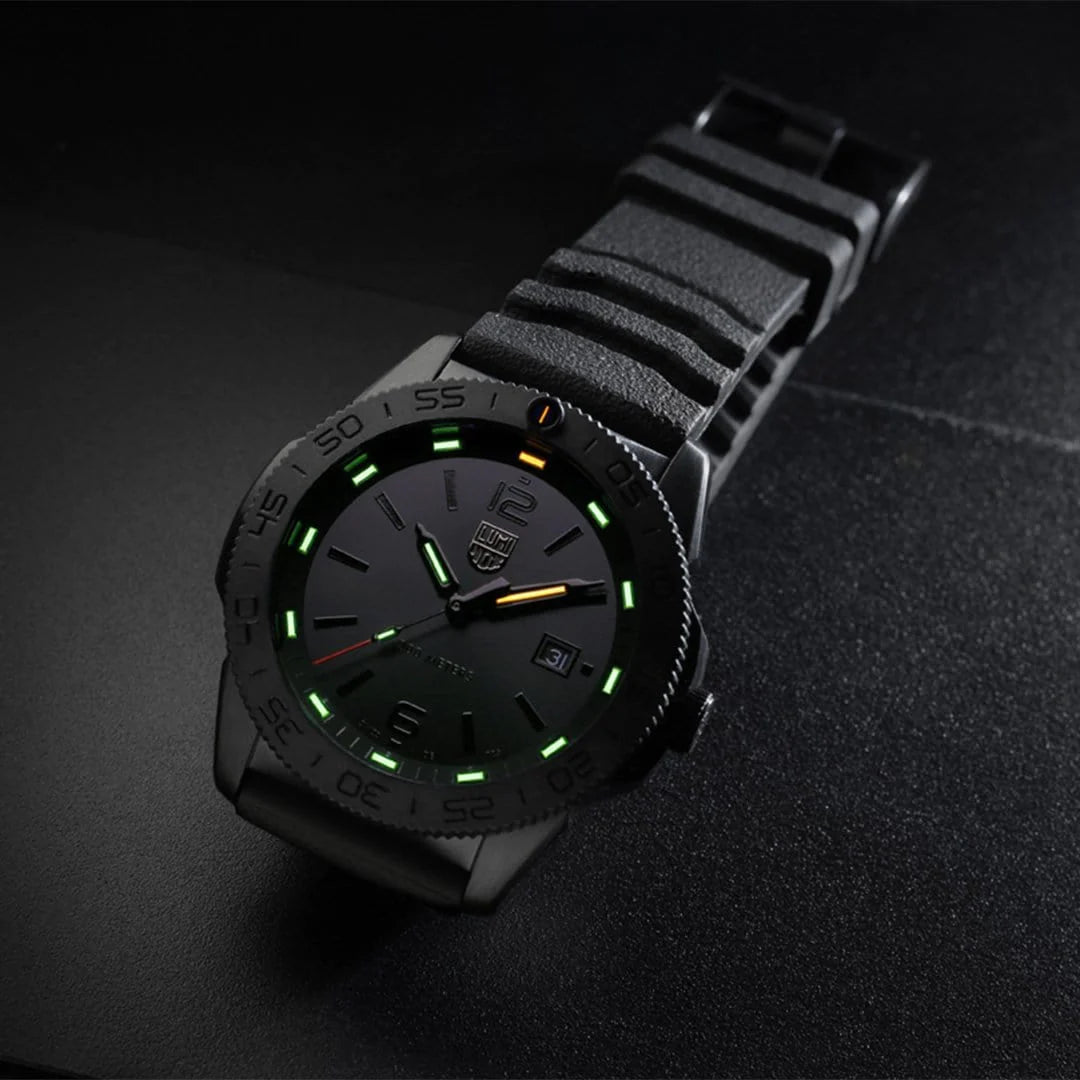 LUMINOX Pacific Diver 44mm Dive Watch Black XS.3121.BO