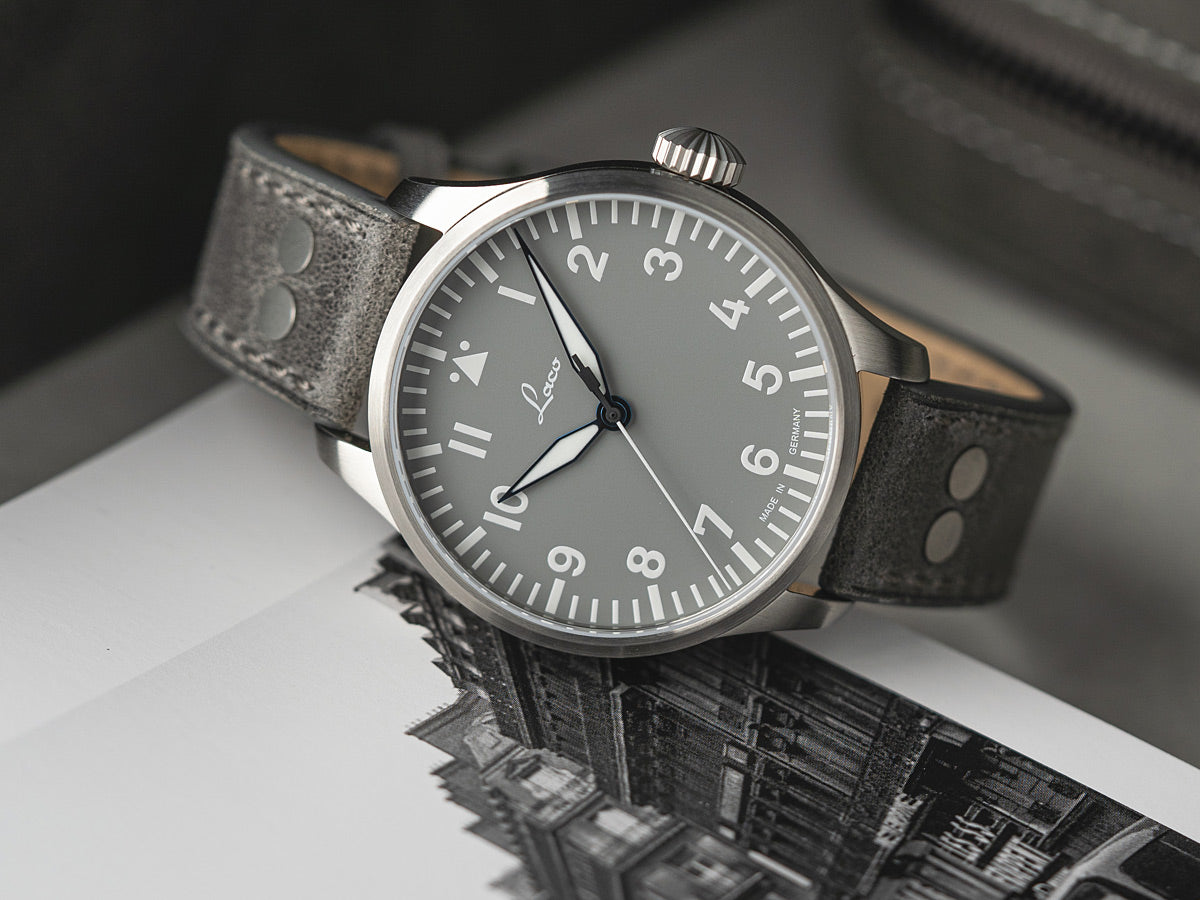 Laco Pilot Watches Basic Augsburg Grau Leather 42mm 862158