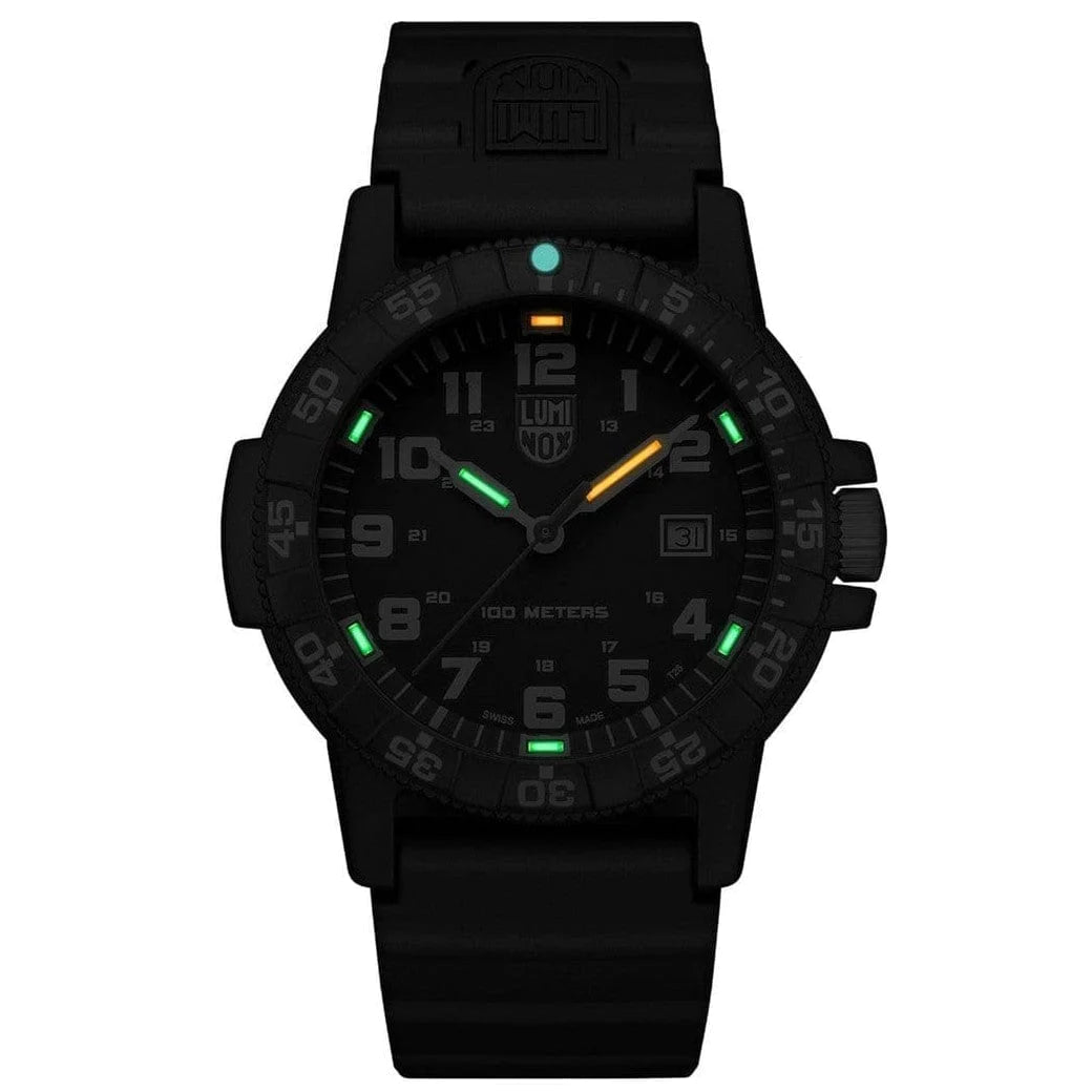 LUMINOX Leatherback Sea Turtle Giant Outdoor Watch 44mm XS.0321.L
