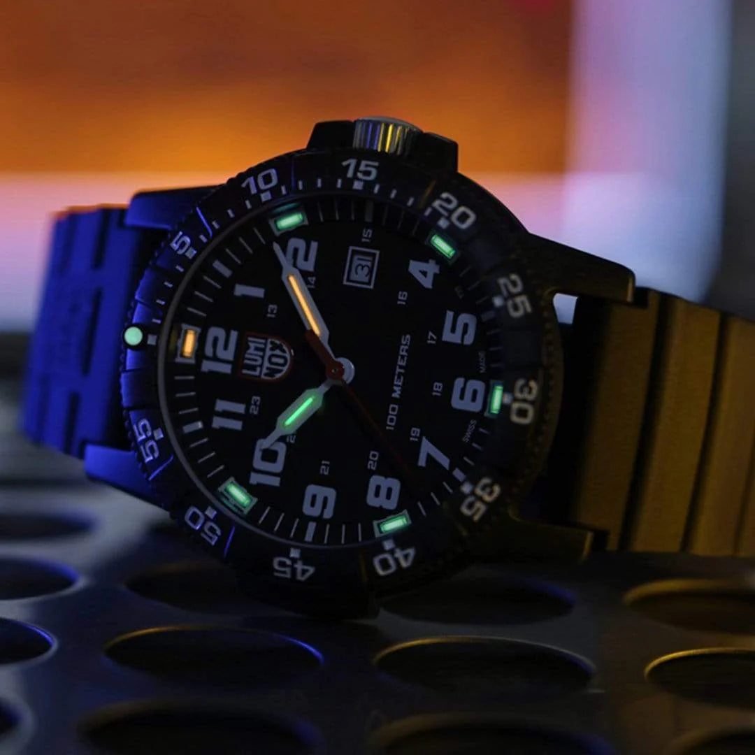 LUMINOX Leatherback Sea Turtle Giant Outdoor Watch 44mm XS.0321.L