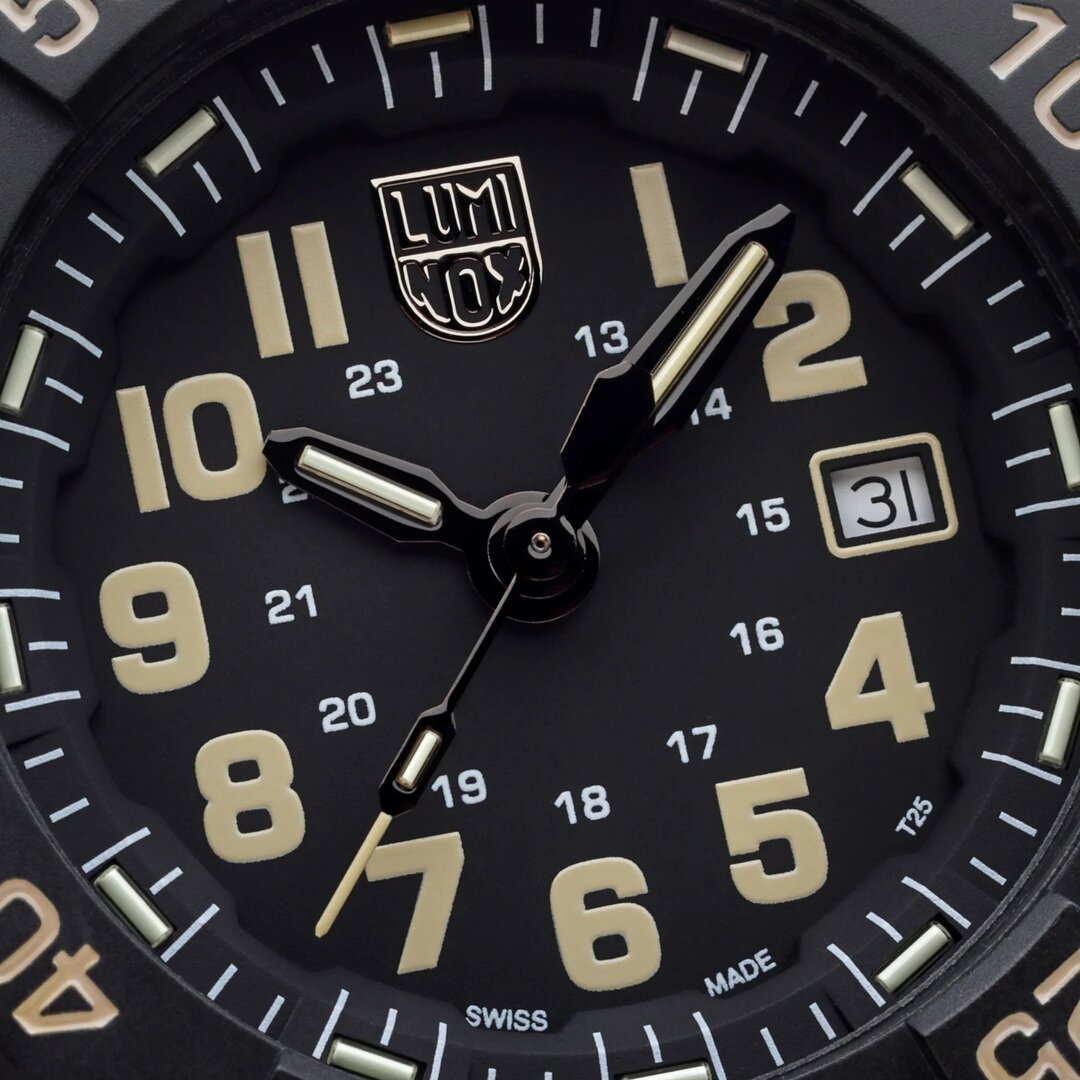 Luminox US Navy Seal 3500 Series Quartz Black Dial Black Carbonox  Case and Bracelet XS.3510