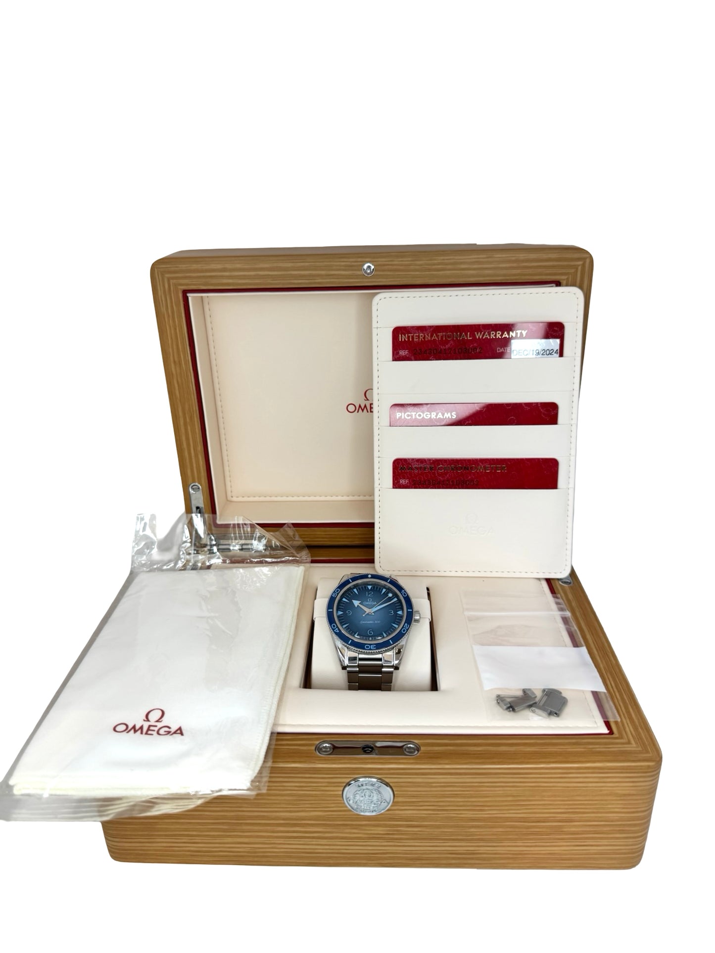 Omega Seamaster 300 Summer Blue Co-Axial 41mm Steel on Steel 234.30.41.21.03.002