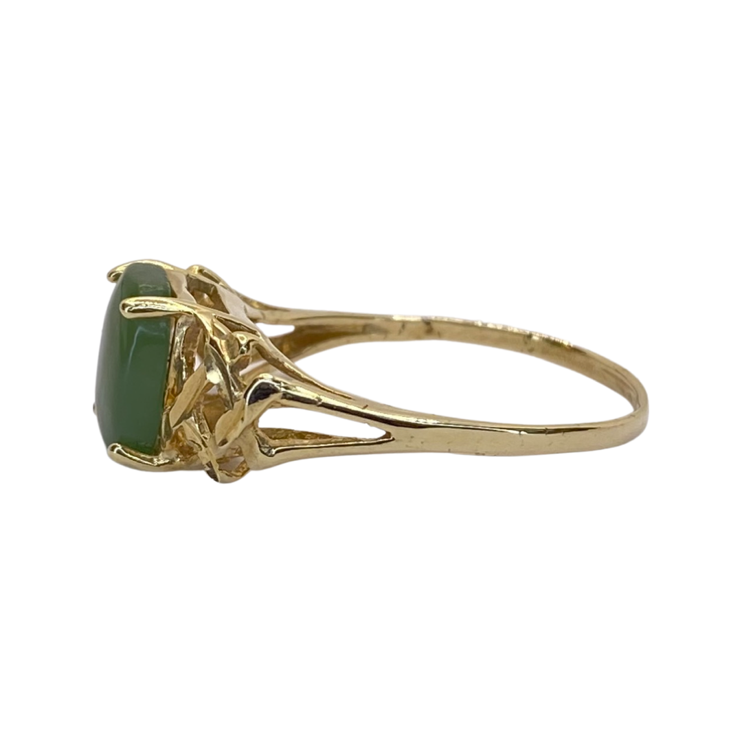 Estate Jewelry Women's 14K Yellow Gold Jadeite Ring