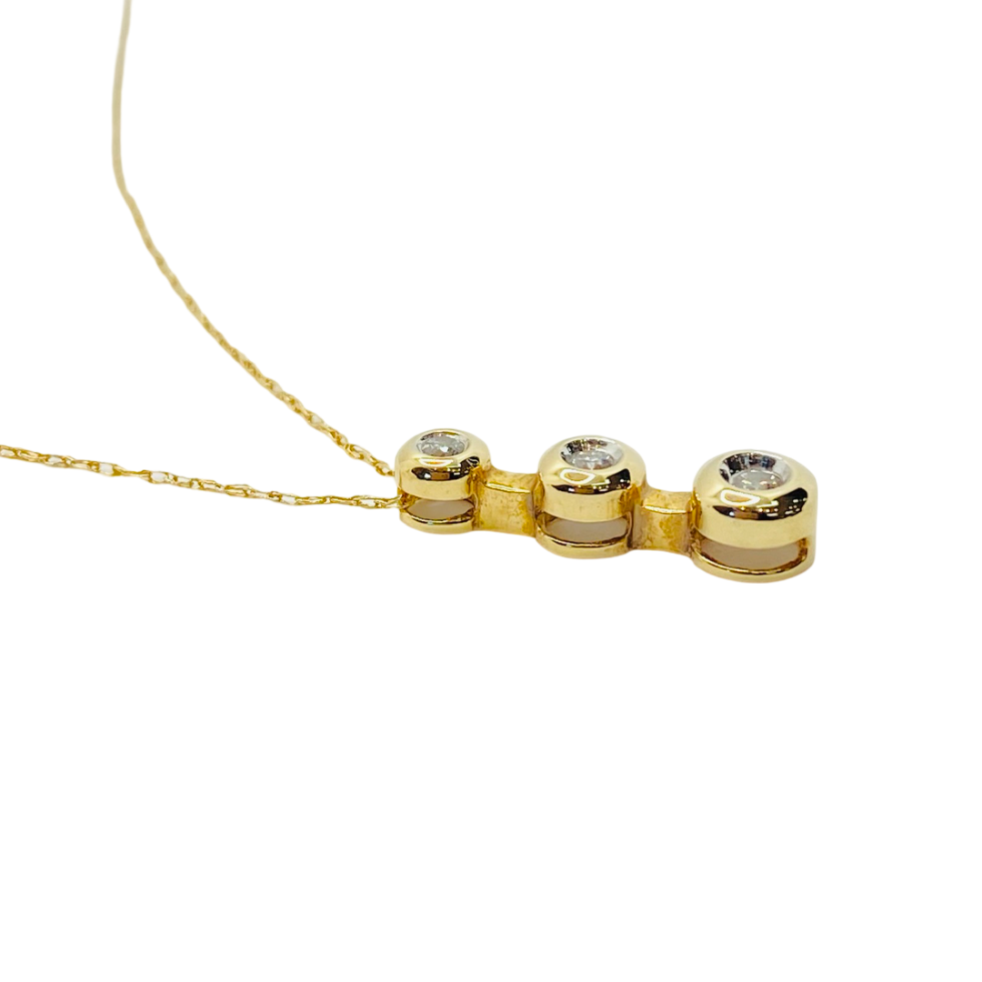 10K Yellow Gold Three-Stone Drop Pendant Necklace
