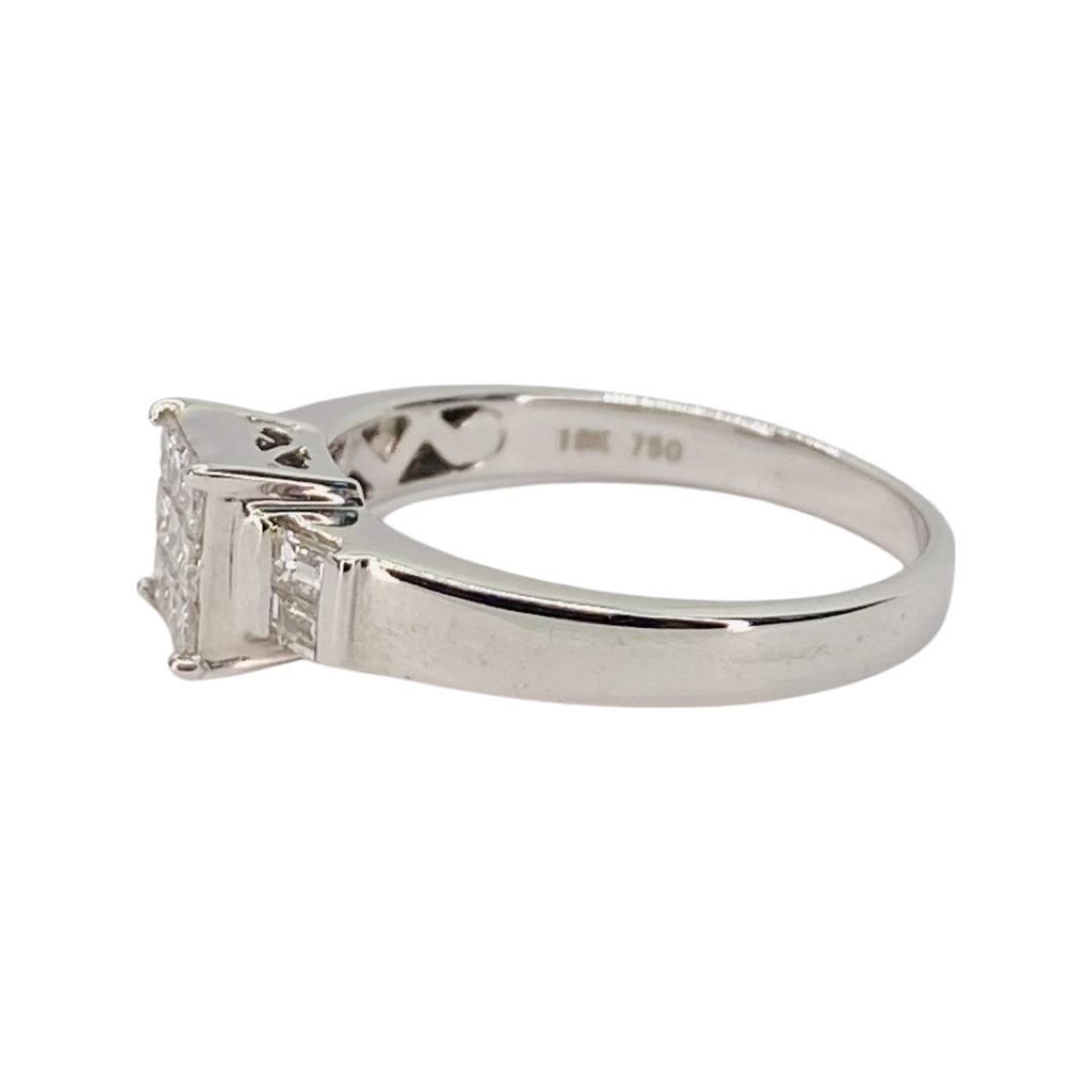 18K White Gold Diamond Ring