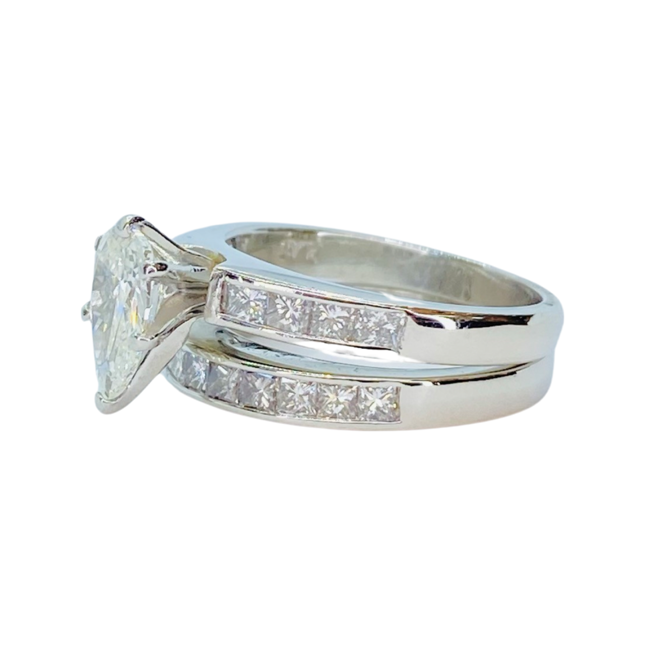 Estate Jewelry Womens Platinum Pear Diamond Wedding Ring Set