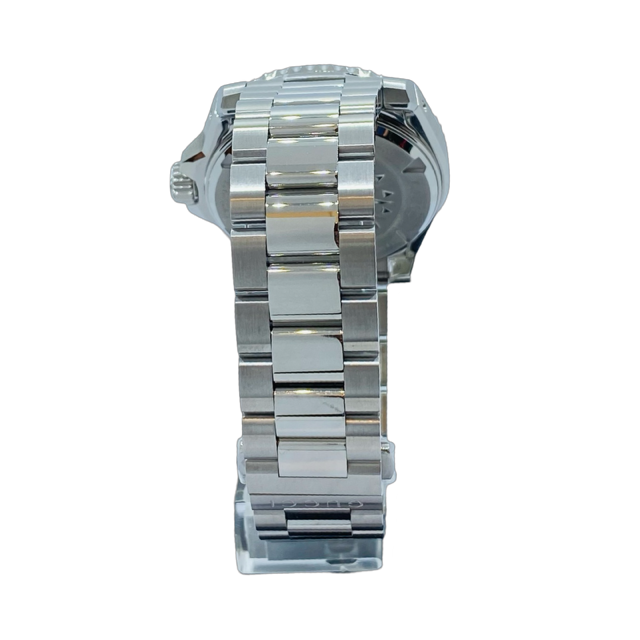 Gucci Dive Watch 40mm Green Dial Stainless Steel Bracelet YA136363