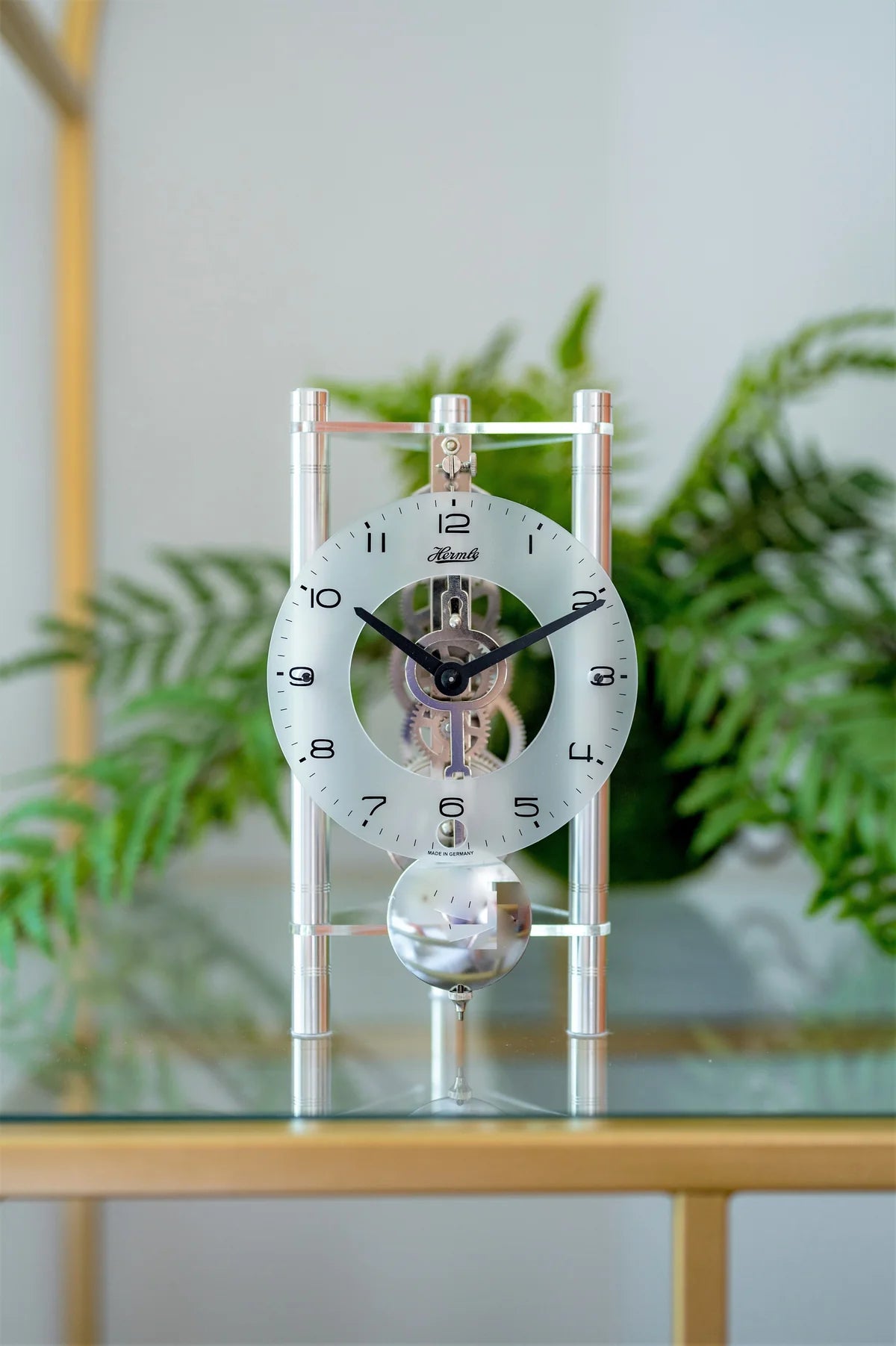 Hermle LAKIN Table Clock Silver/White 23025X40721