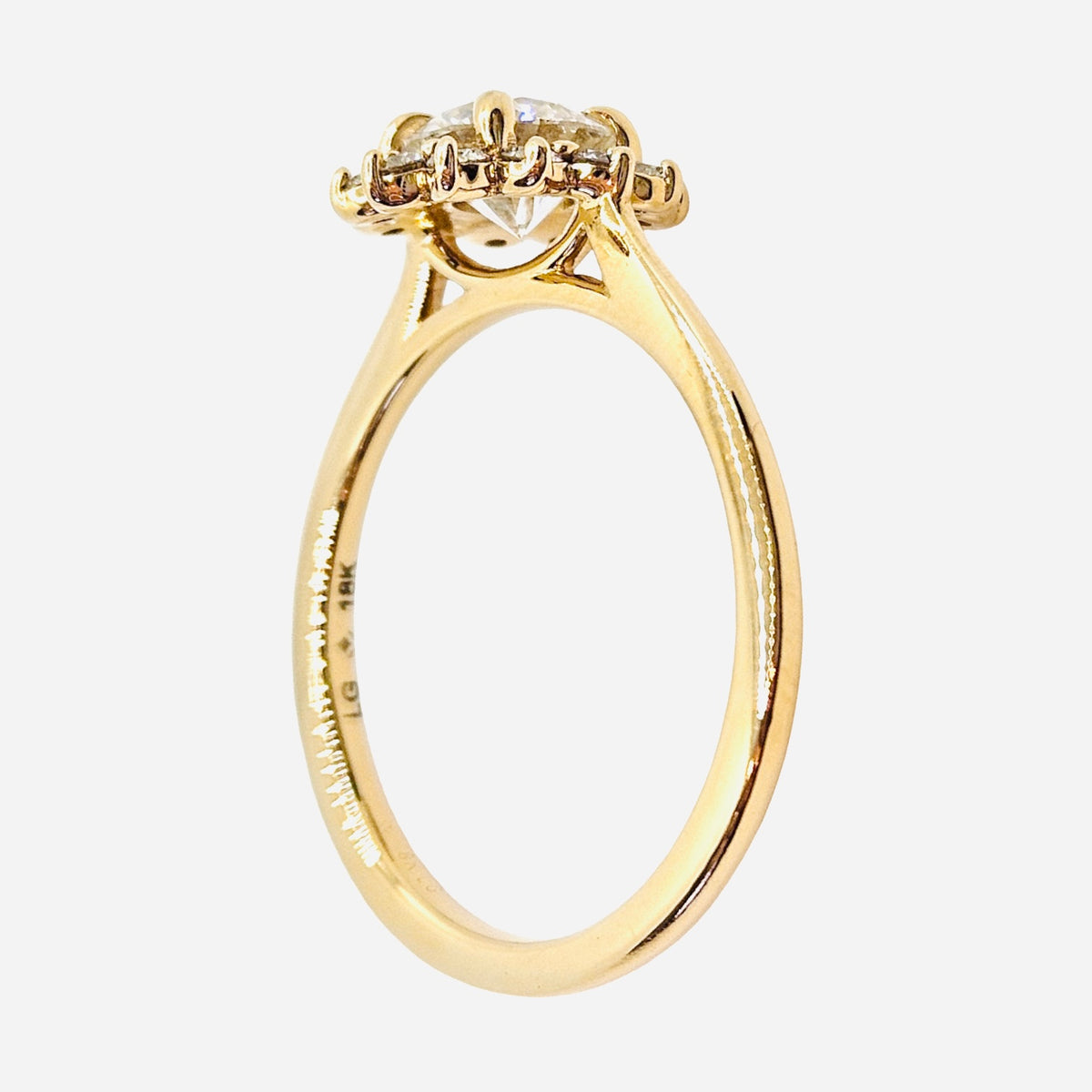 Lab Grown Diamond Round Brilliant Center Stone 0.93 Carat E,VVS2 Women's 18K Yellow Gold Sunburst Halo Ring