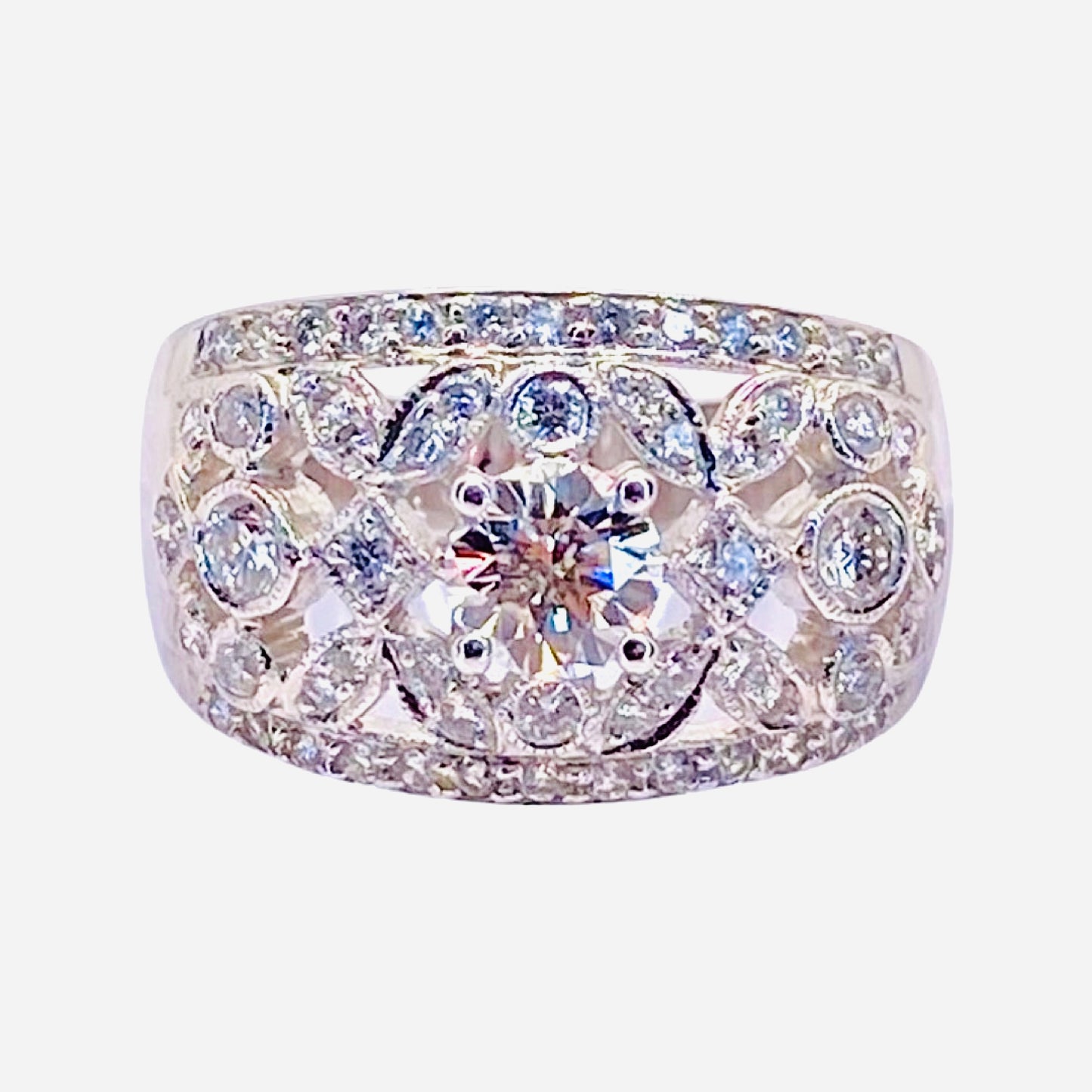 18K White Gold 1.35CTS Diamond Ring