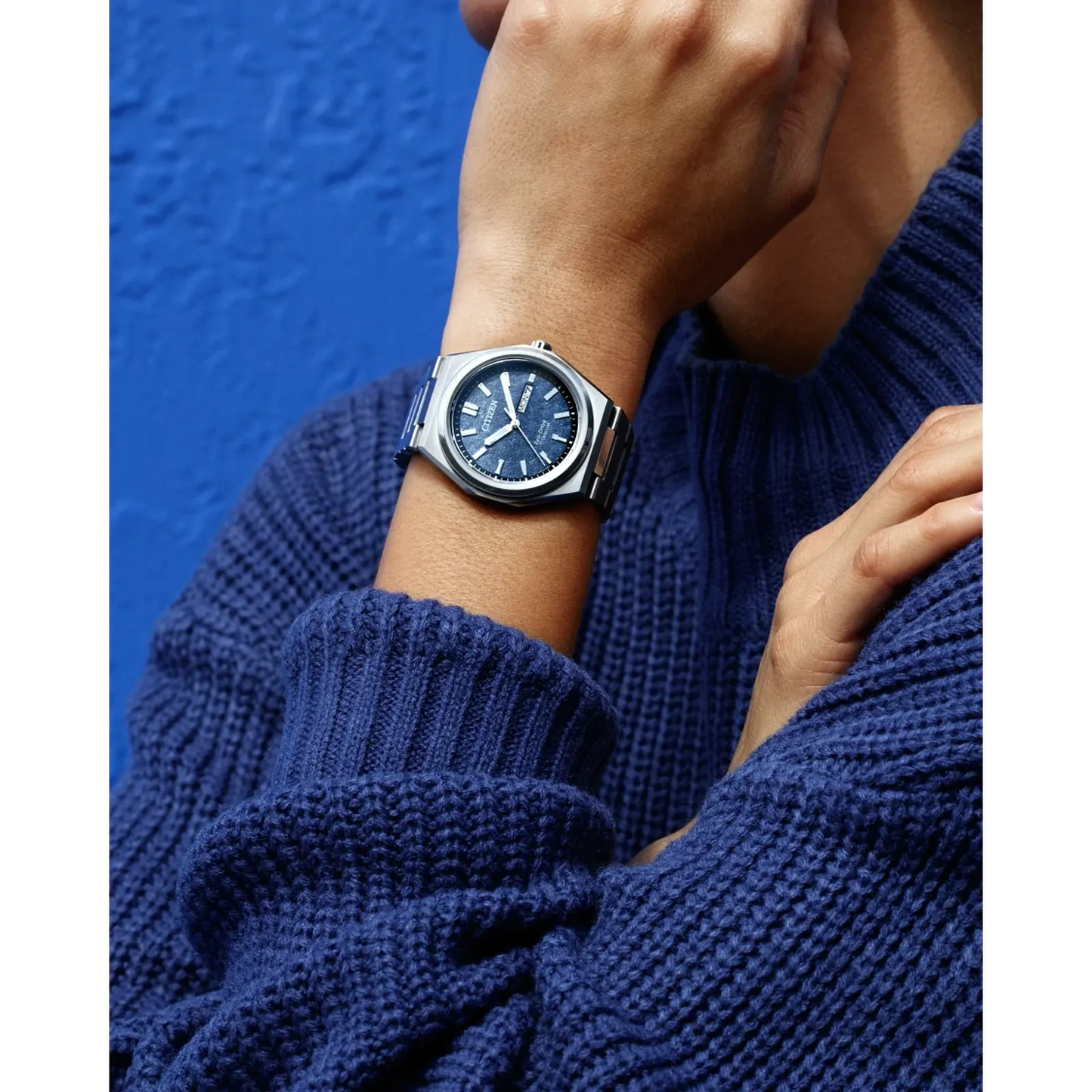 Citizen Zenshin Three-hand Super Titanium Blue Dial AW0130-85L