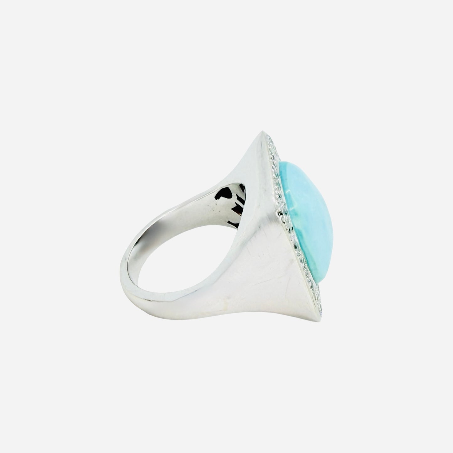 Estate Jewelry 18K White Gold Turquoise Ring with Diamonds