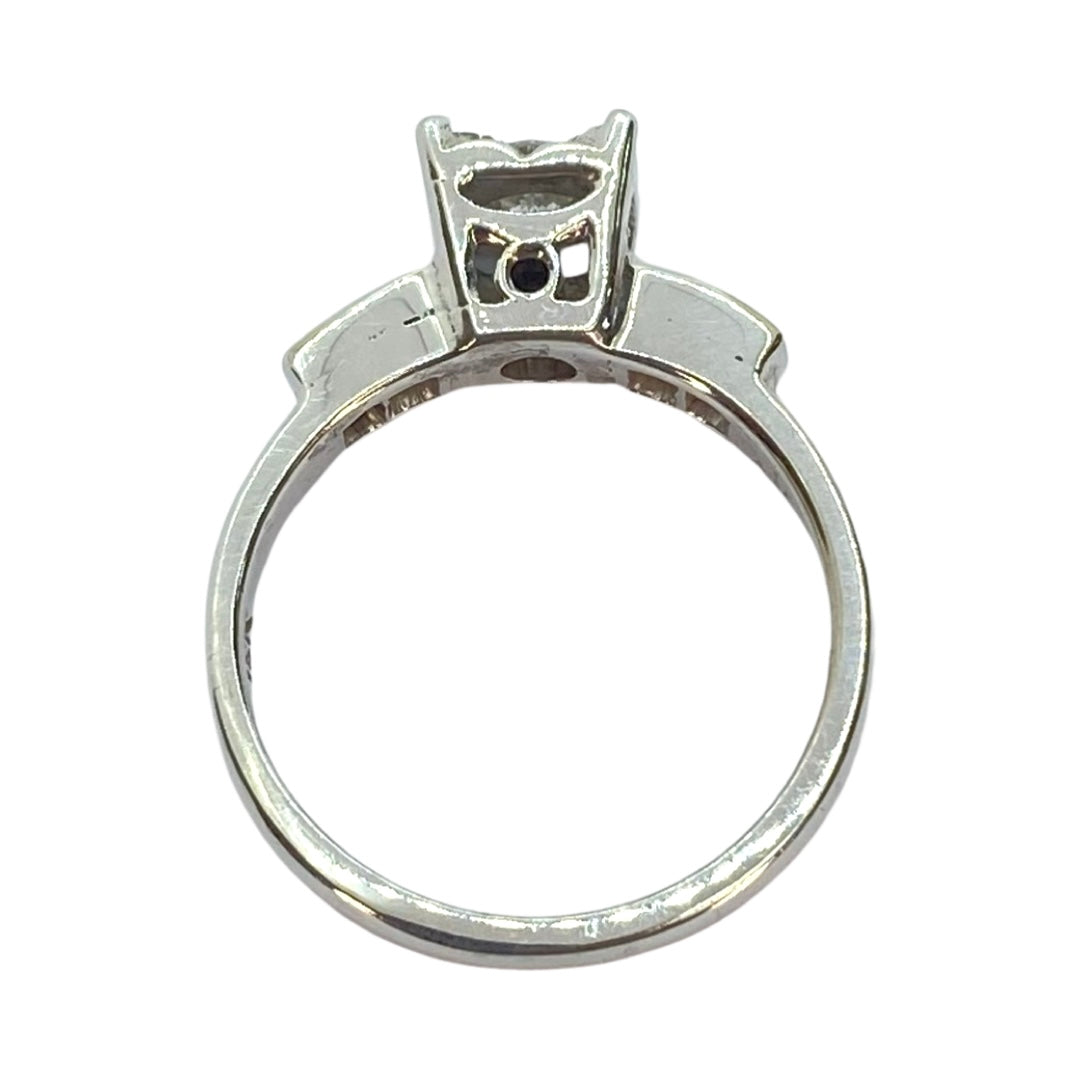 18K White Gold 0.40CT Diamond Ring