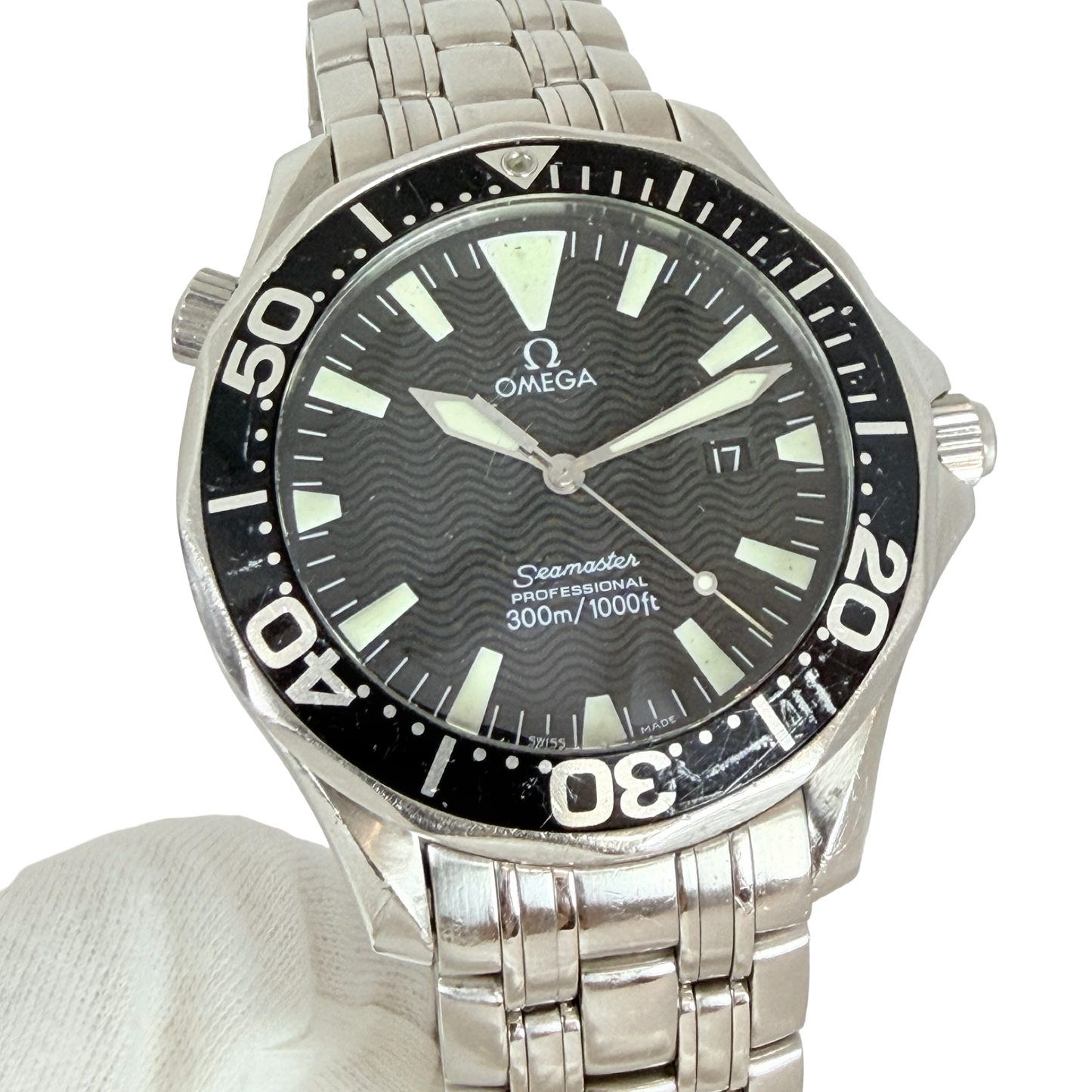 Omega Seamaster 300 Diver Quartz 41mm Black Dial Stainless Steel Bracelet 196.1640