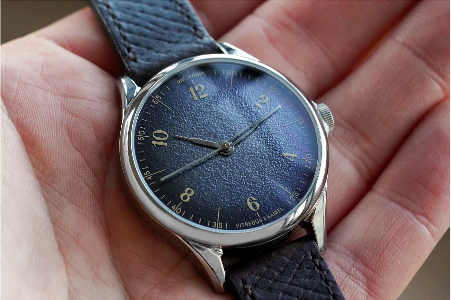 AnOrdain Model 1 Automatic Fumé Payne's Grey Enamel Dial
