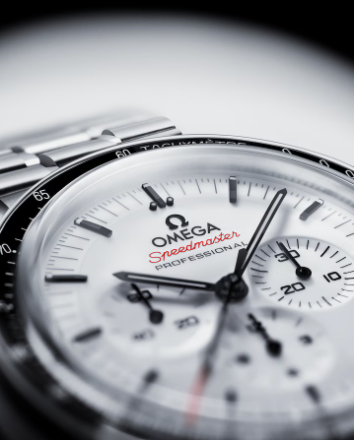 Omega Speedmaster Manual Winding White Dial Stainless Steel Bracelet 310.30.42.50.04.001