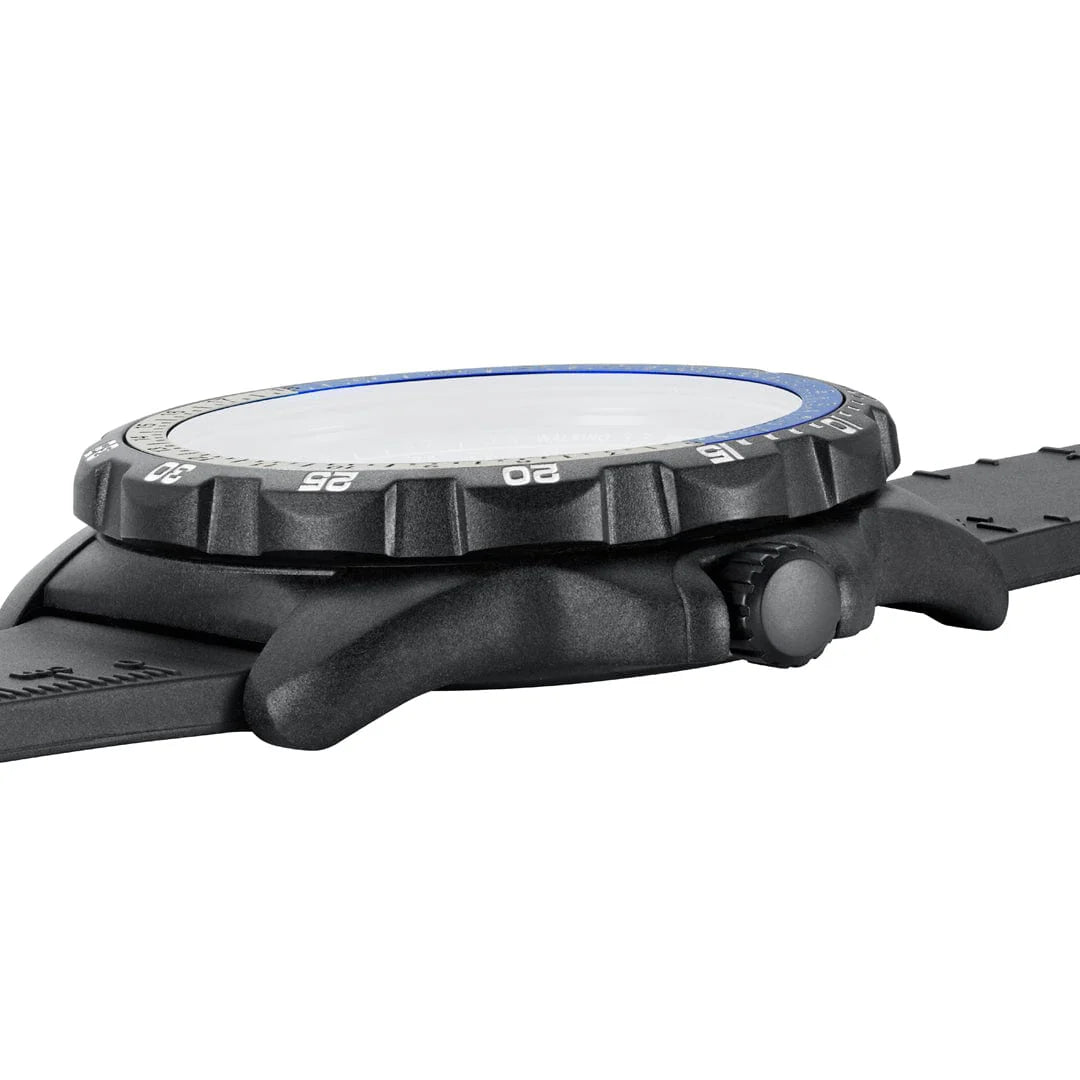 Luminox RECON Nav Spec GMT Outdoor Quartz Watch, 46 mm XL.8833