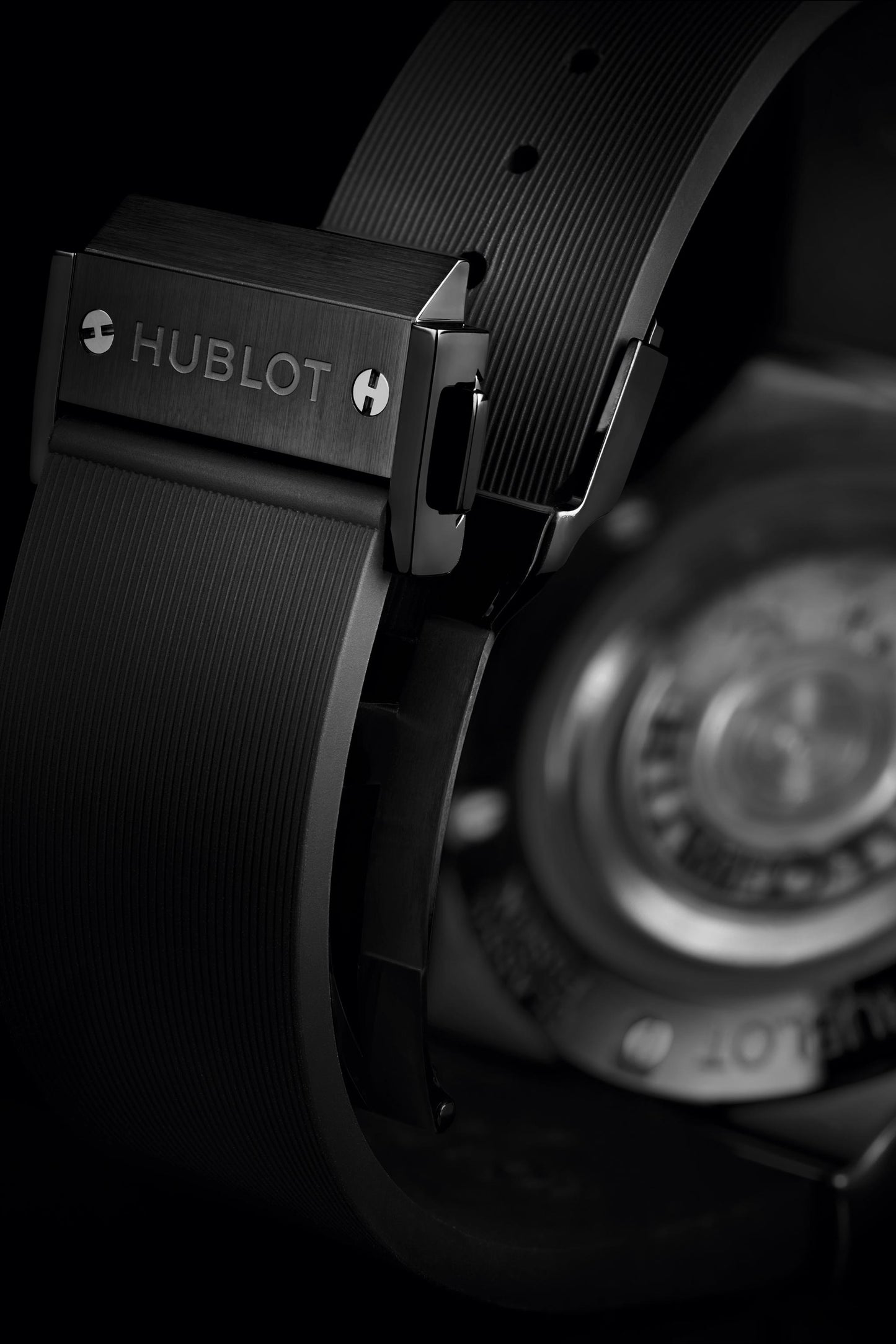 Hublot Classic Fusion Automatic Chronograph Black Magic 45mm Black Ceramic/Rubber 521.CM.1171.RX