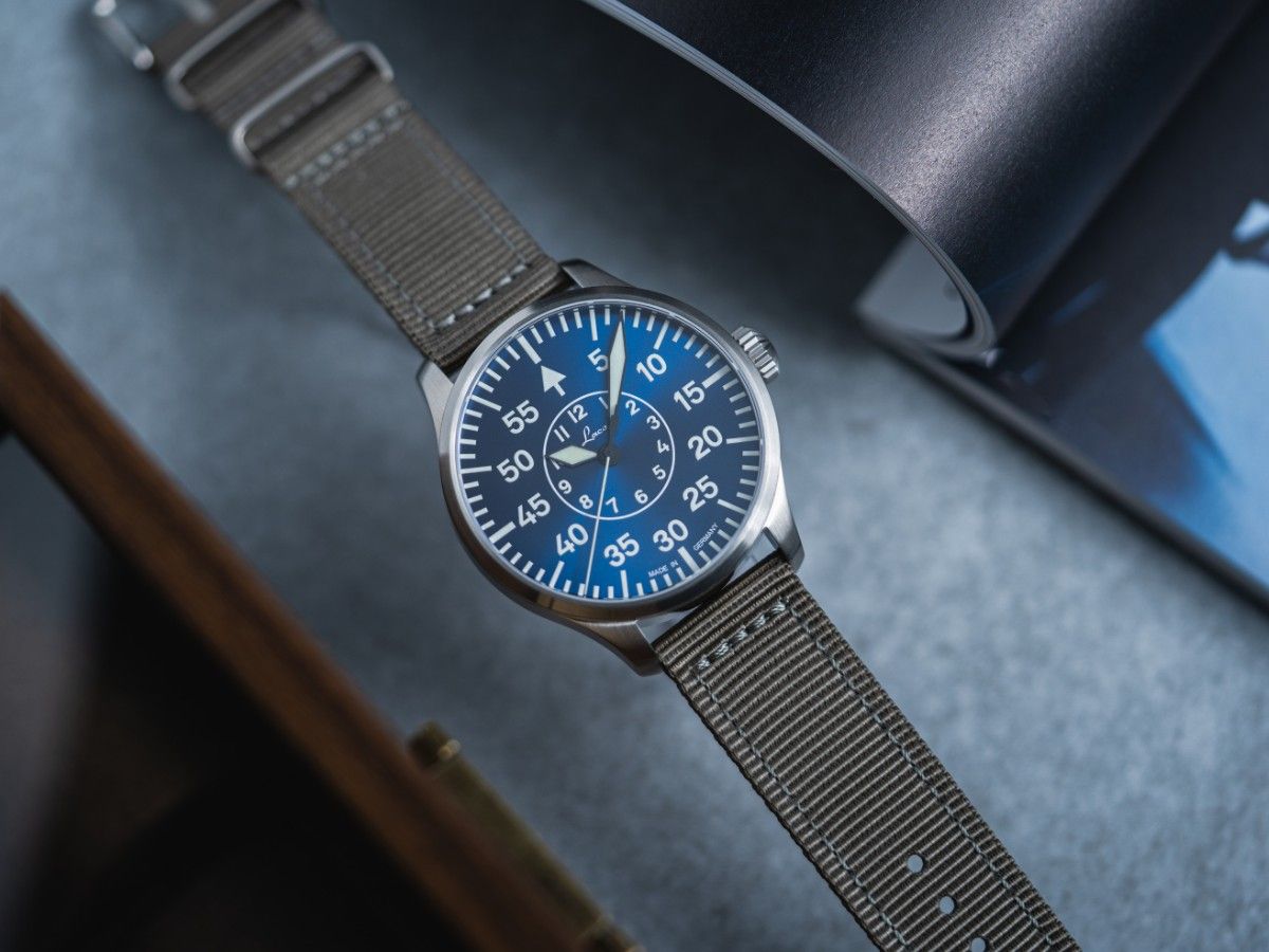 Laco Pilot Watches BASIC Aachen Blaue Stunde 42 Blue Dial Grey Nylon Strap 862101.2