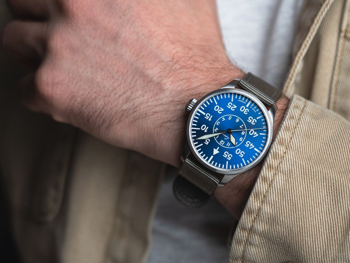 Laco Pilot Watches BASIC Aachen Blaue Stunde 42 Blue Dial Grey Nylon Strap 862101.2