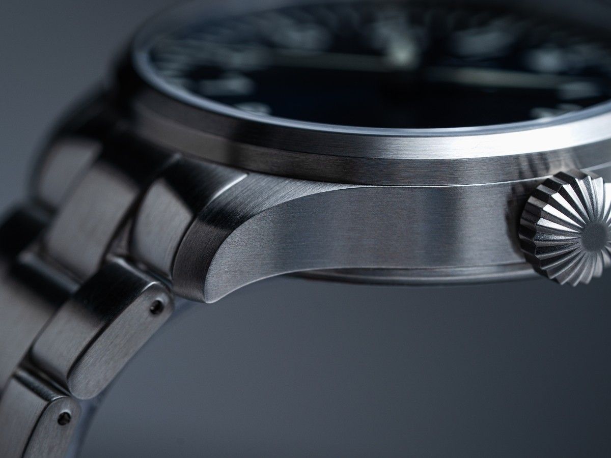 Laco Pilot Watches BASIC Augsburg Blaue Stunde 42 MB Automatic Stainless Steel Bracelet 862100.2.MB