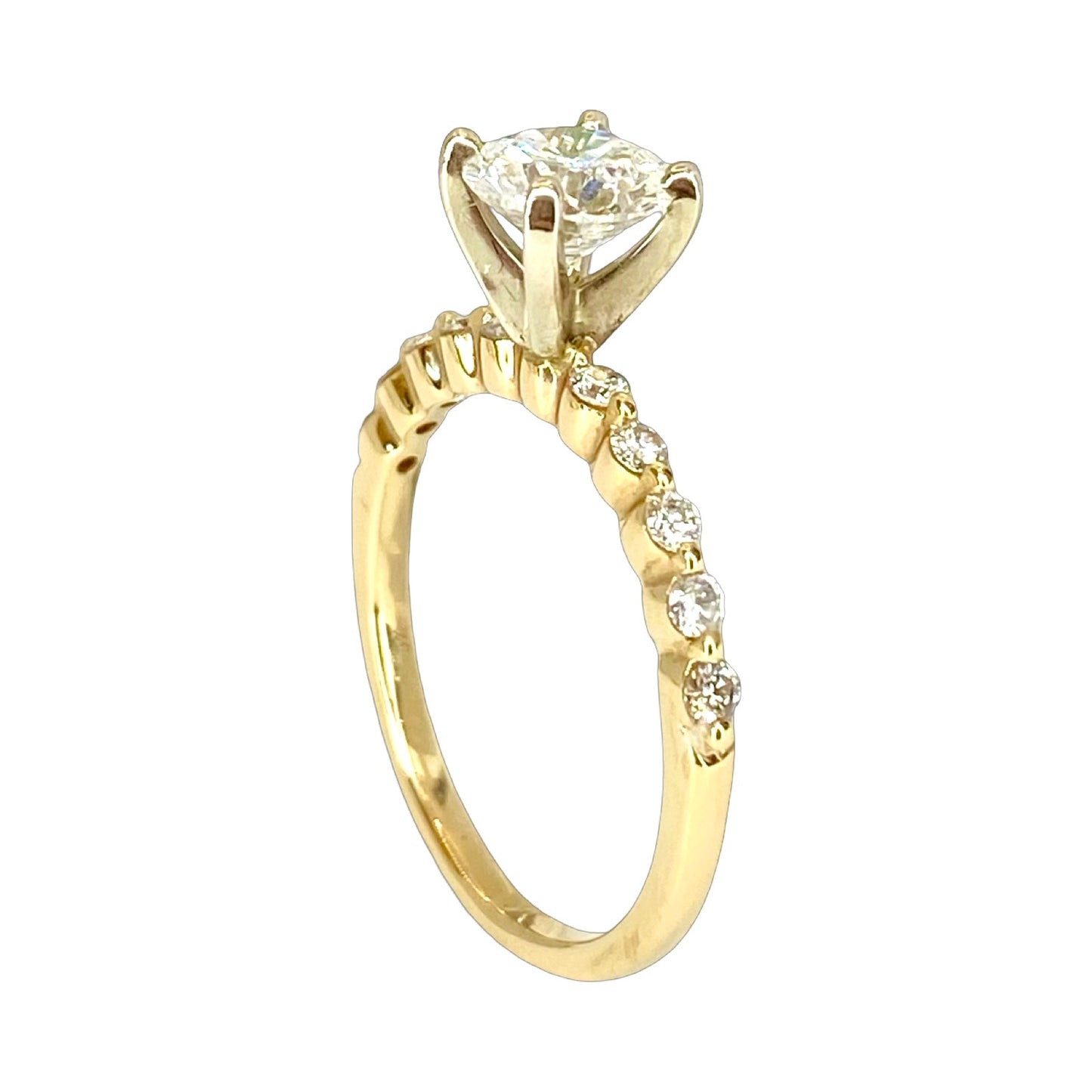 14K yellow Gold Round Diamond Engagement Ring 0.86 Carat, 1.06 Carats TW