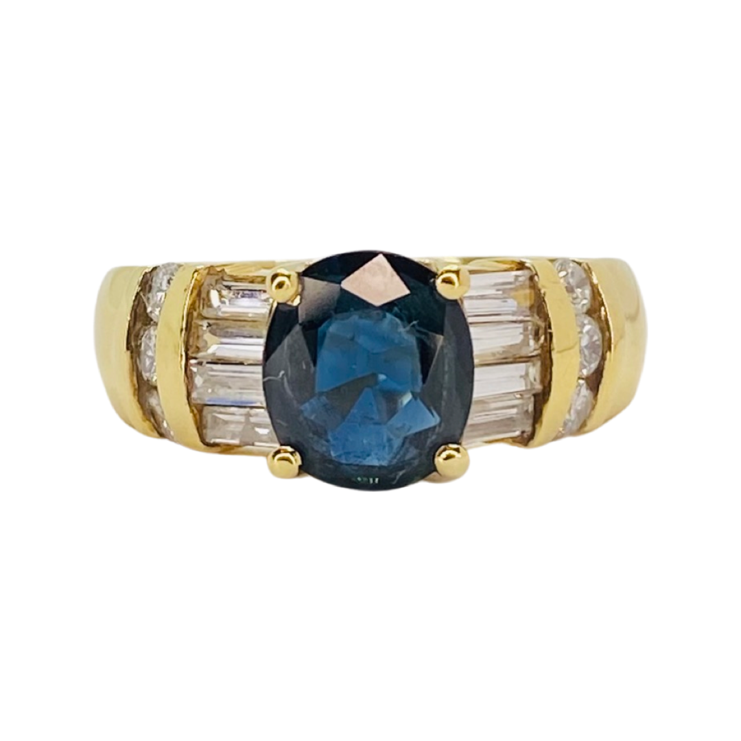 Estate Jewelry 14K Yellow Gold Oval Blue Sapphire Ring