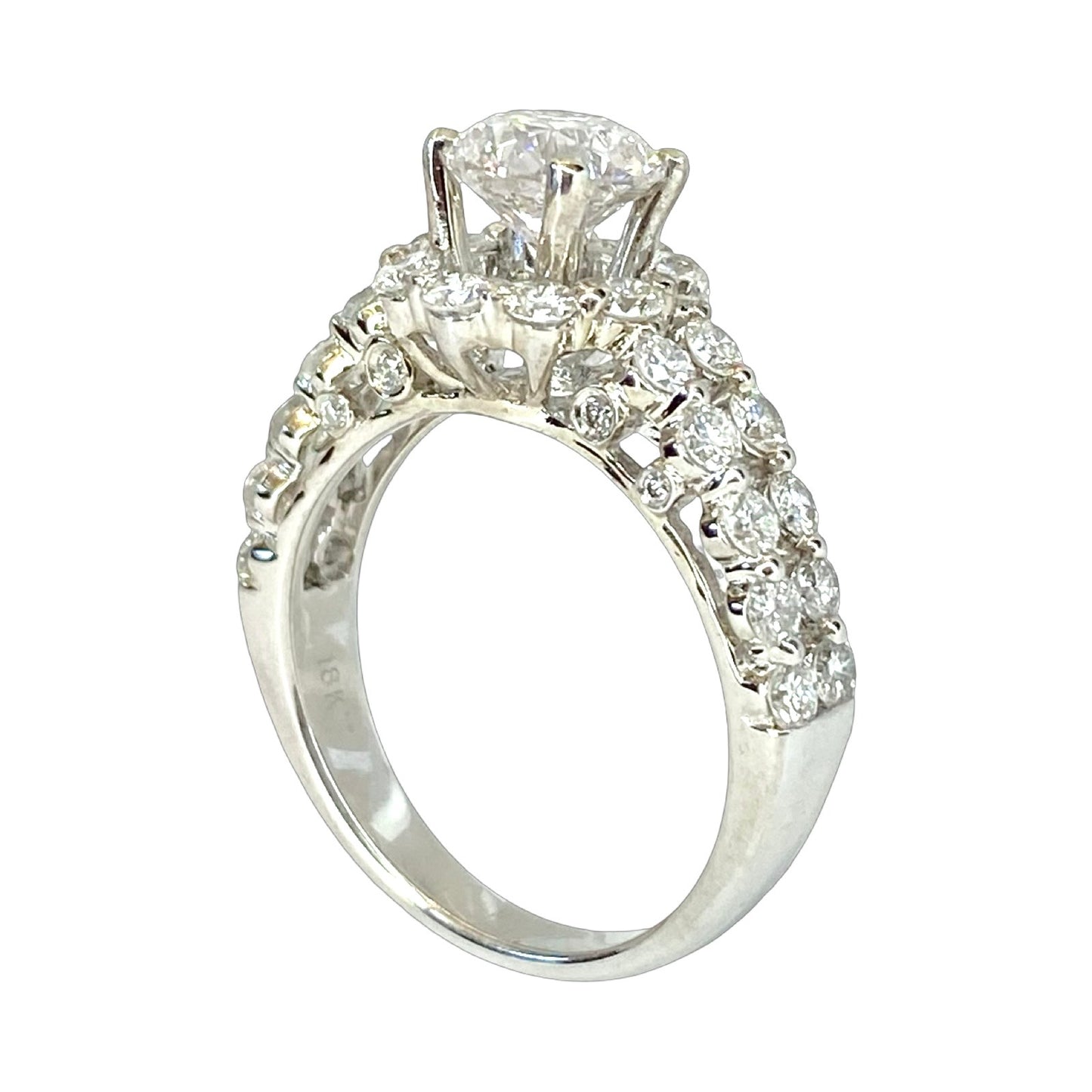 18K White Gold 1.23 Carats Round Diamond Halo Ring