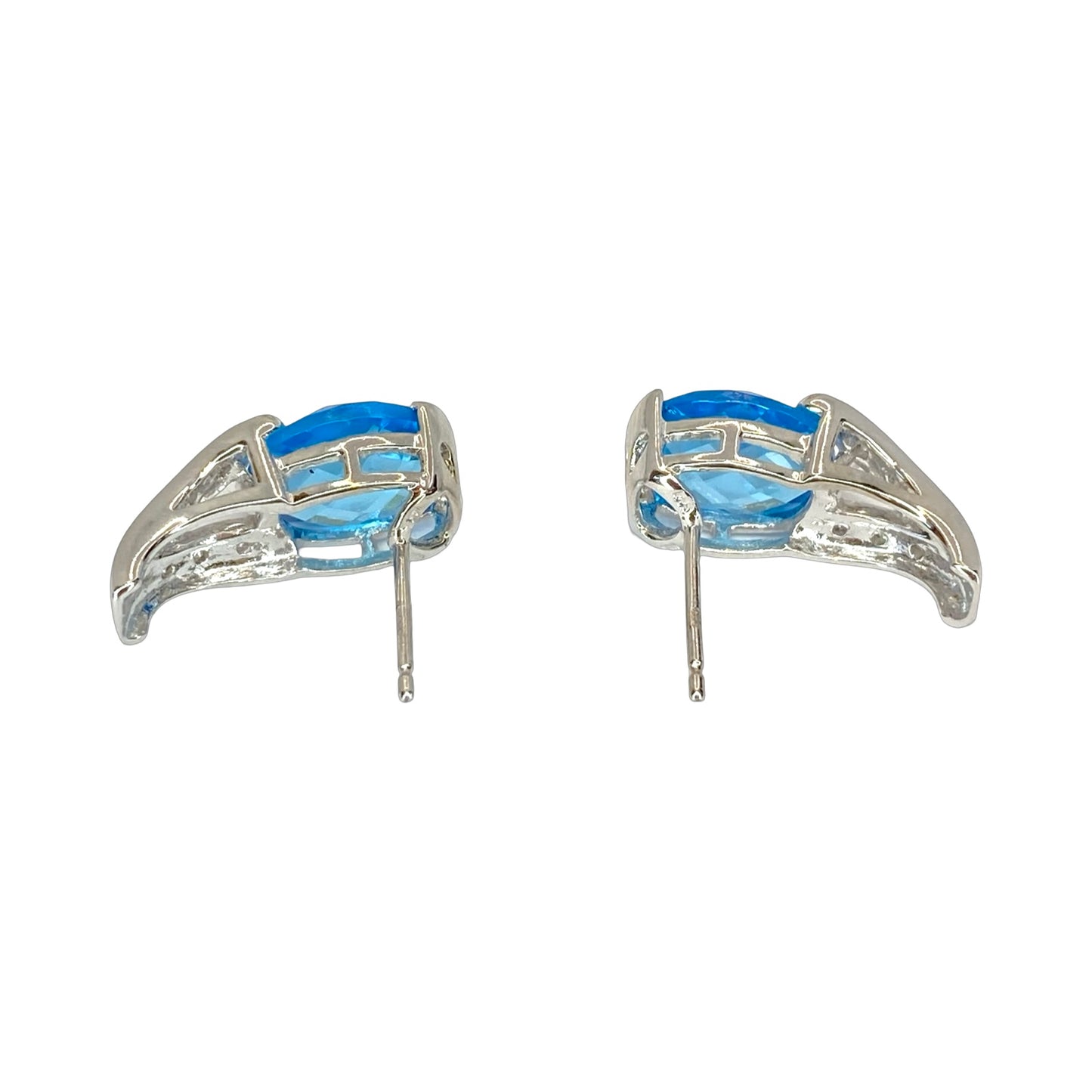 14K White Gold Faceted 4.00 Carats Oval Blue Topaz Earrings