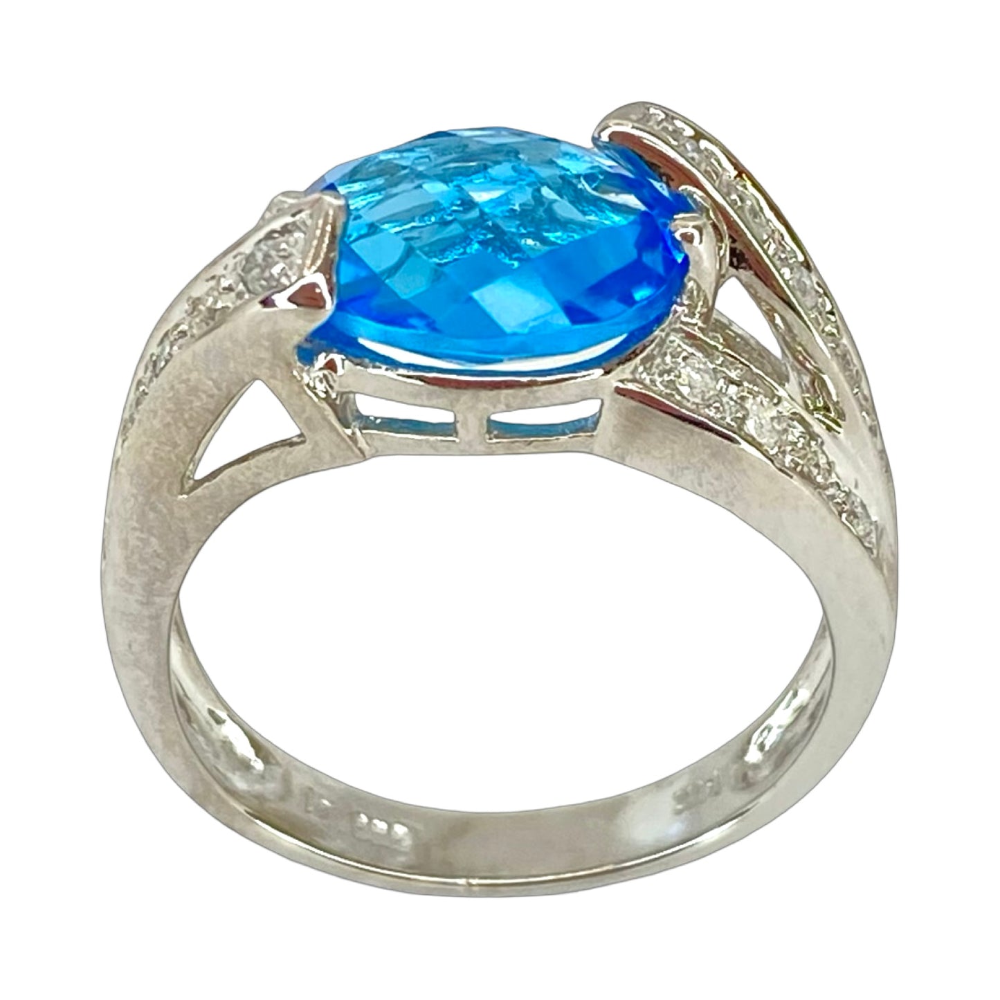 14K White Gold 2.00 Carats Oval Blue Topaz with Diamonds