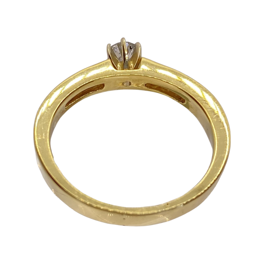 14K Yellow Gold Ring