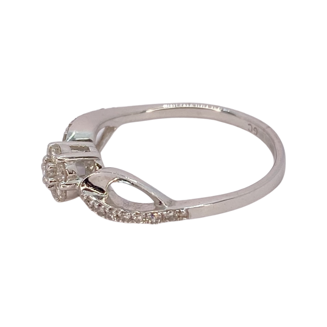 14K White Gold Womens Diamond Ring