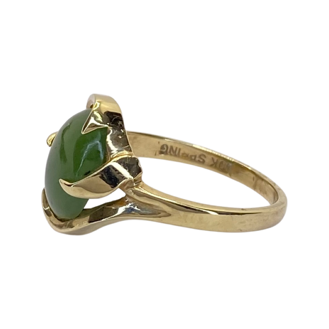 Estate Jewelry Women's 10K Yellow Gold Jade Ring