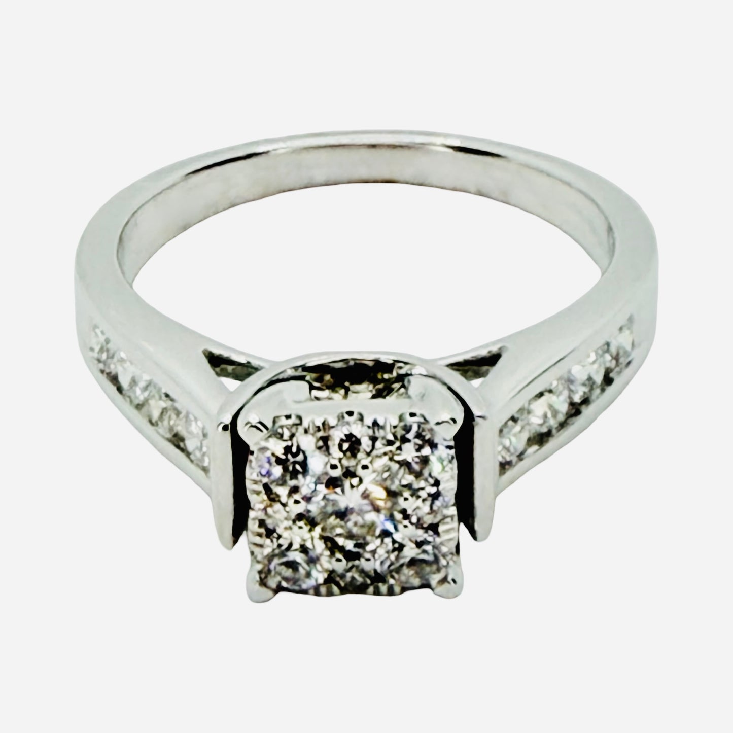 14K White Gold Diamond Pavé Ring 1.00 G,VS2