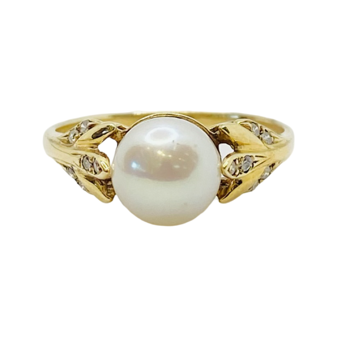 14K Yellow Gold Pearl Ring