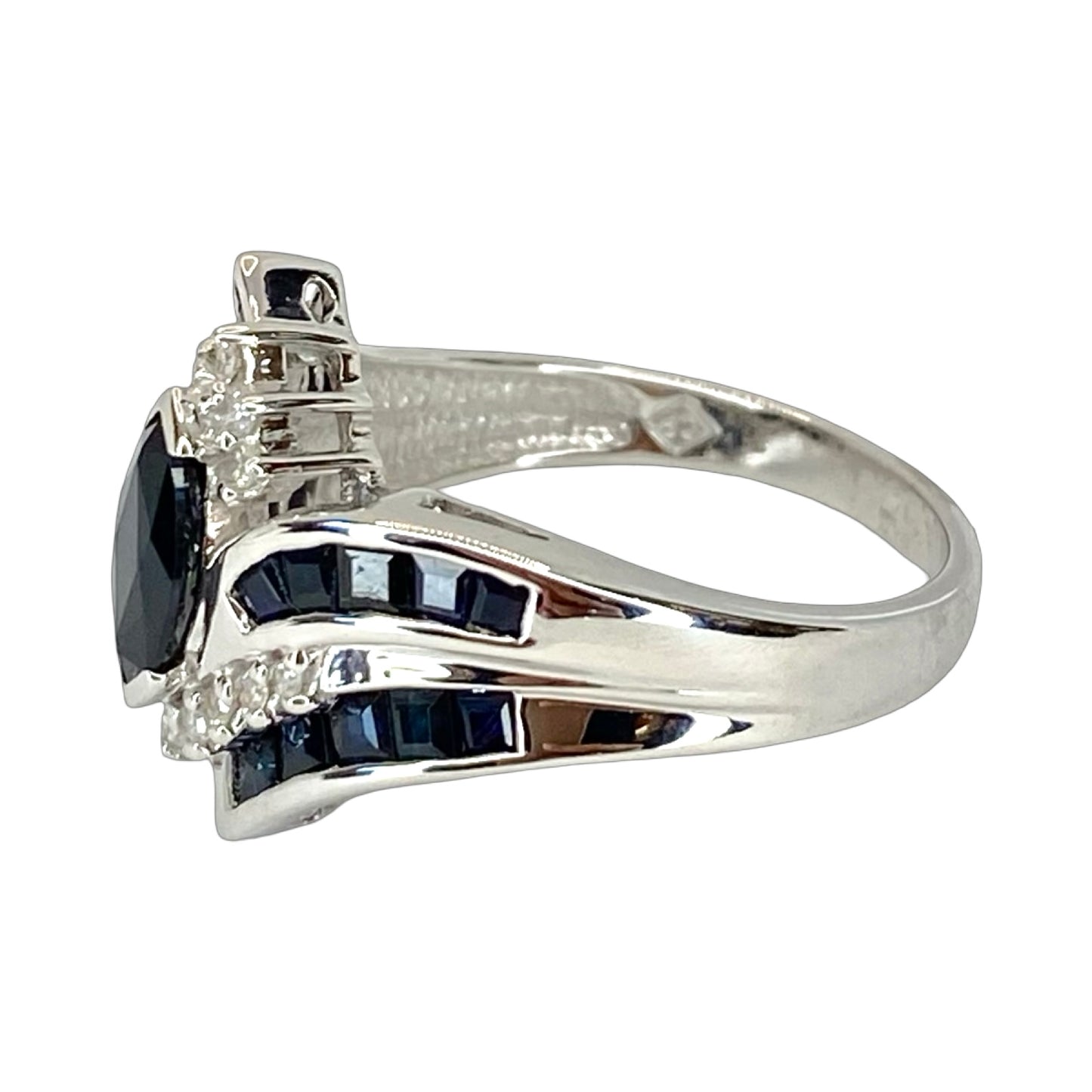 10K White Gold 1.00 Carat Blue Sapphire and 0.20 Carat Diamond Ring