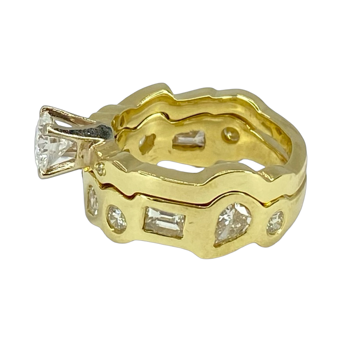Estate Jewelry 18K Yellow Gold Diamond Bridal Ring Set 1.80 Carats TW