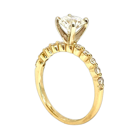 14K yellow Gold Round Diamond Engagement Ring 0.86 Carat, 1.06 Carats TW