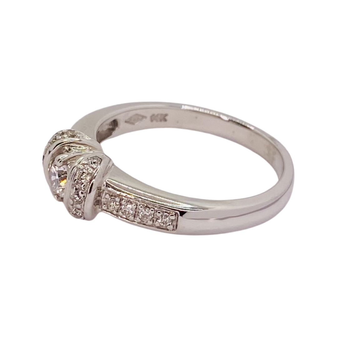 14K White Gold Diamond Ring