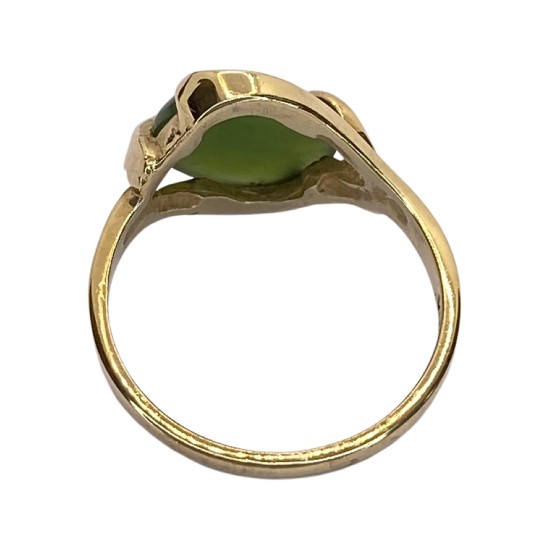 Estate Jewelry Women's 10K Yellow Gold Jade Ring