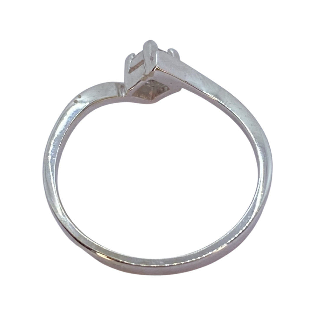 14K White Gold Ring