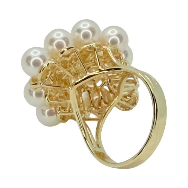 14K Yellow Gold Women's Round Mother-of-Pearl Cluster Ring with Diamonds
