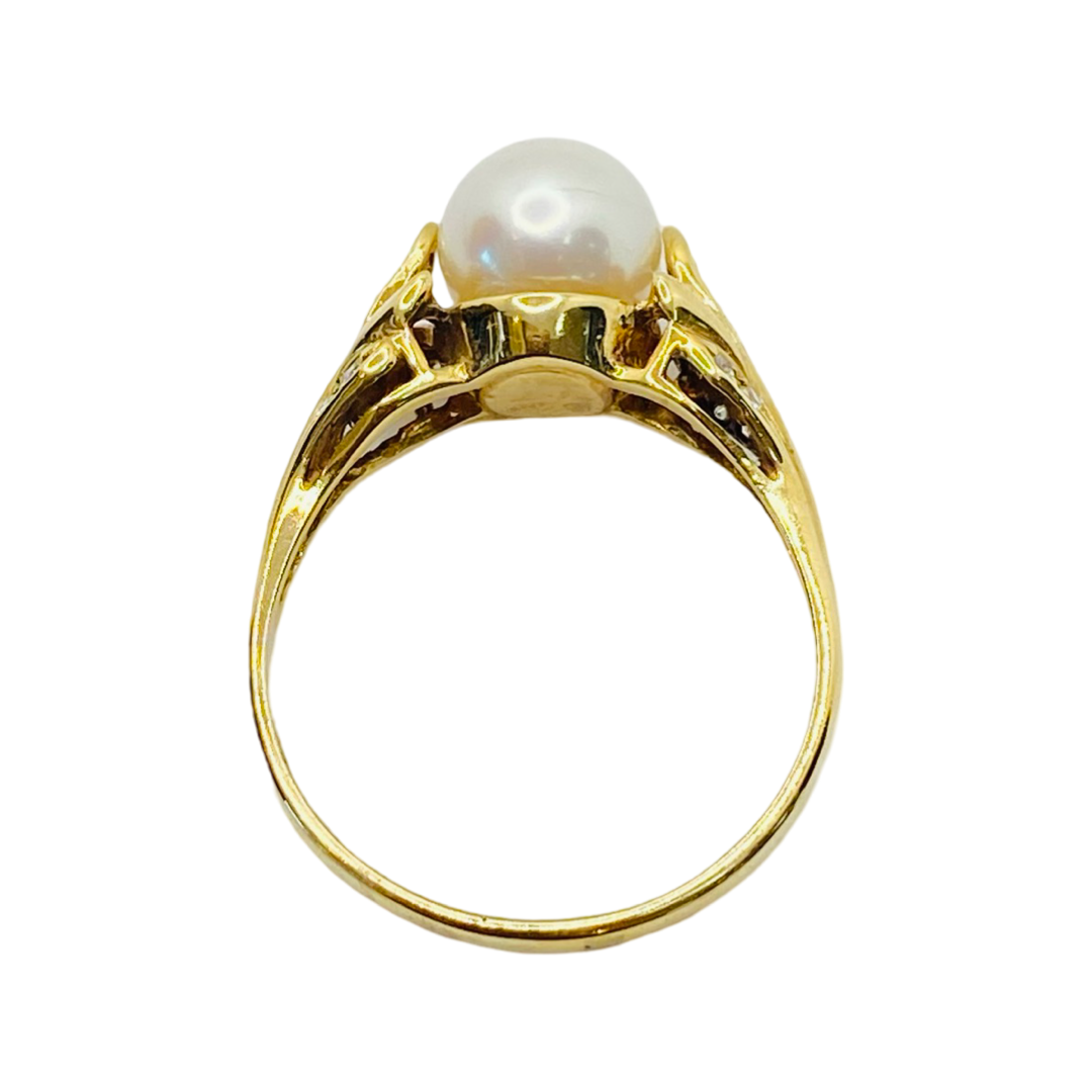 14K Yellow Gold Pearl Ring